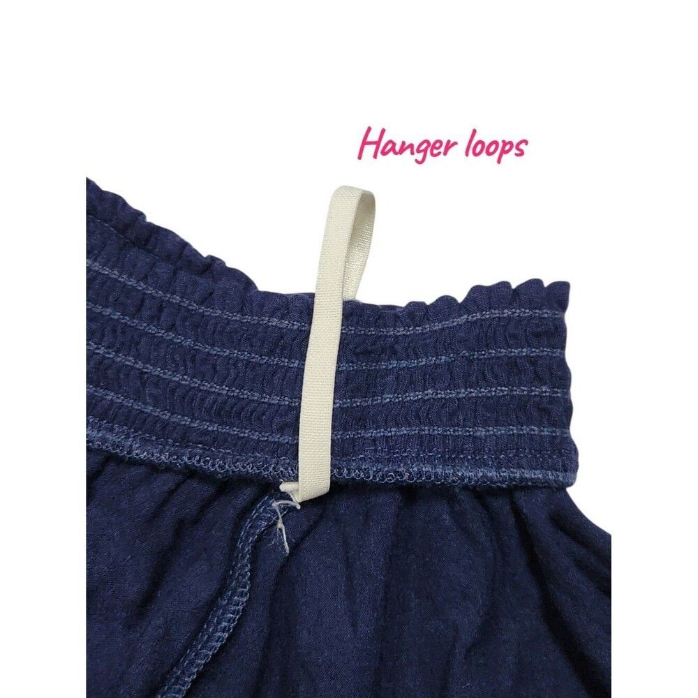 Lilly Pulitzer Big Girls Navy Off Shoulder smocked neckline Top Size XS/ XXS - Picture 7 of 10